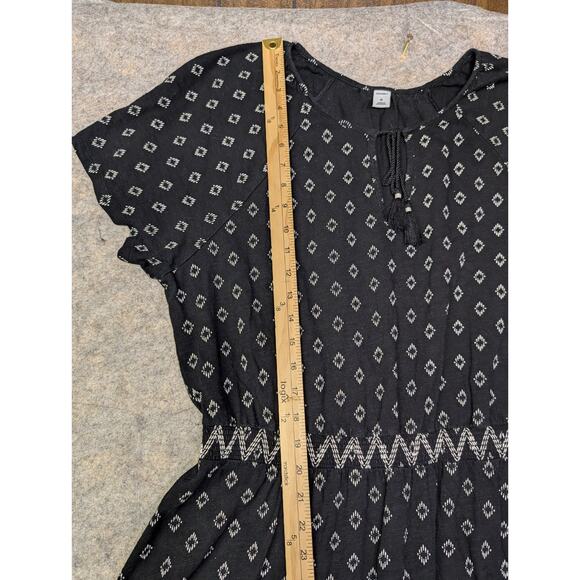 Women's Old Navy Geometric Black and White Dress Size XL Midi Tie Neckline - Picture 4 of 8